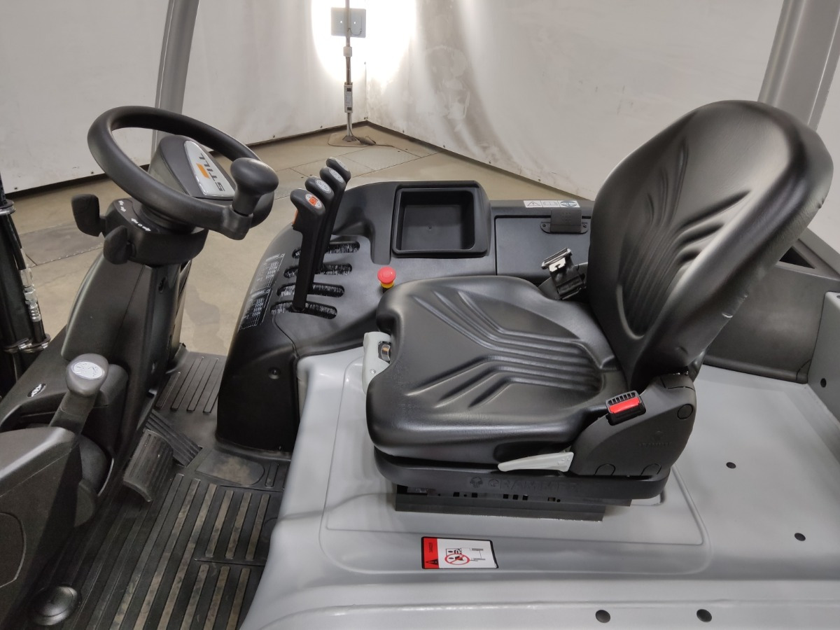 STILL RX60-30 - Electric forklift: picture 3 STILL RX60-30 - Electric forklift: picture 3