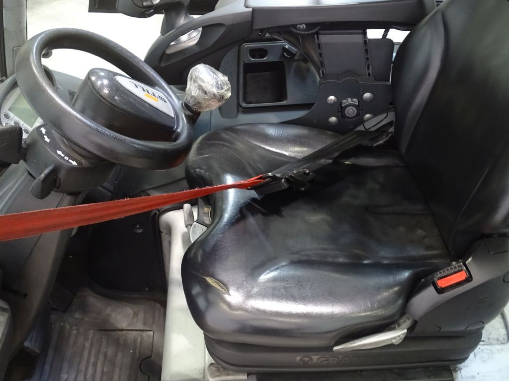 STILL RX60-30 - Electric forklift: picture 3 STILL RX60-30 - Electric forklift: picture 3