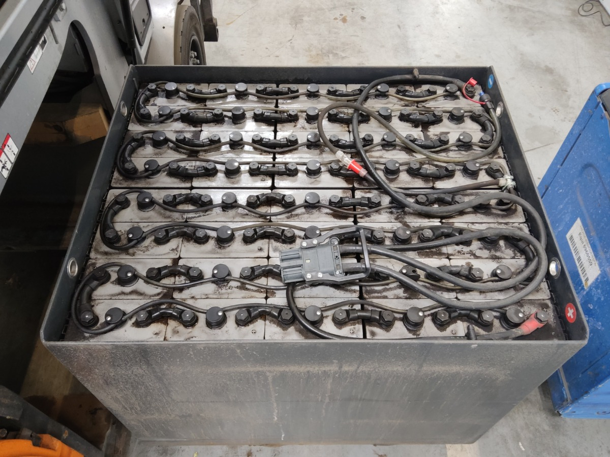 STILL RX60-40 - Electric forklift: picture 4 STILL RX60-40 - Electric forklift: picture 4