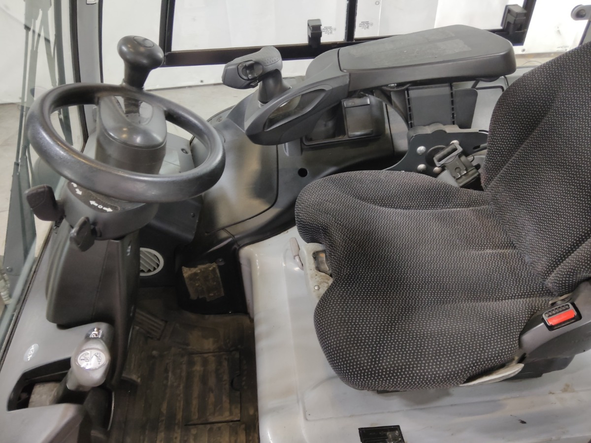 STILL RX60-40 - Electric forklift: picture 3 STILL RX60-40 - Electric forklift: picture 3