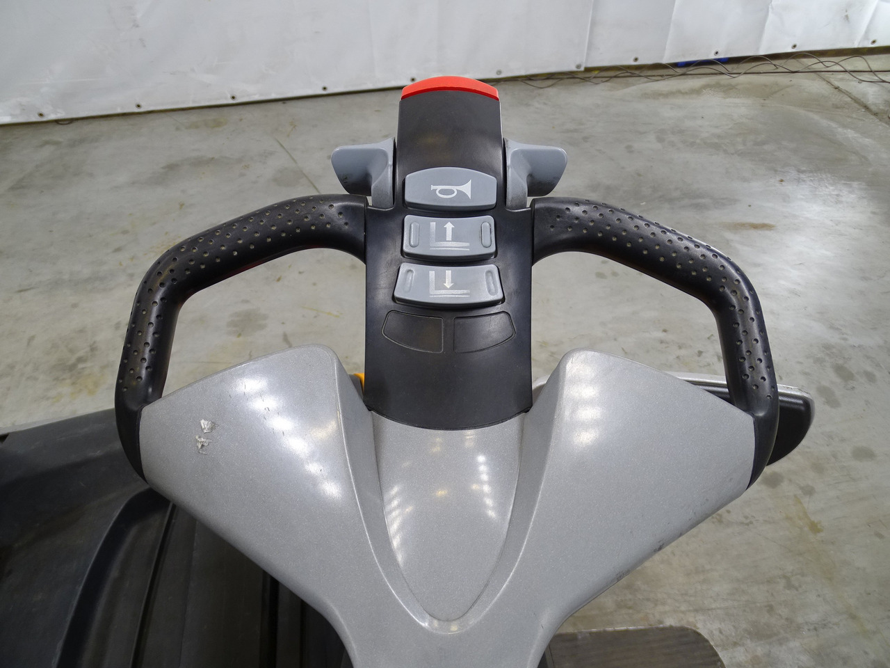 Still EXV-SF16 - Stacker: picture 3 Still EXV-SF16 - Stacker: picture 3