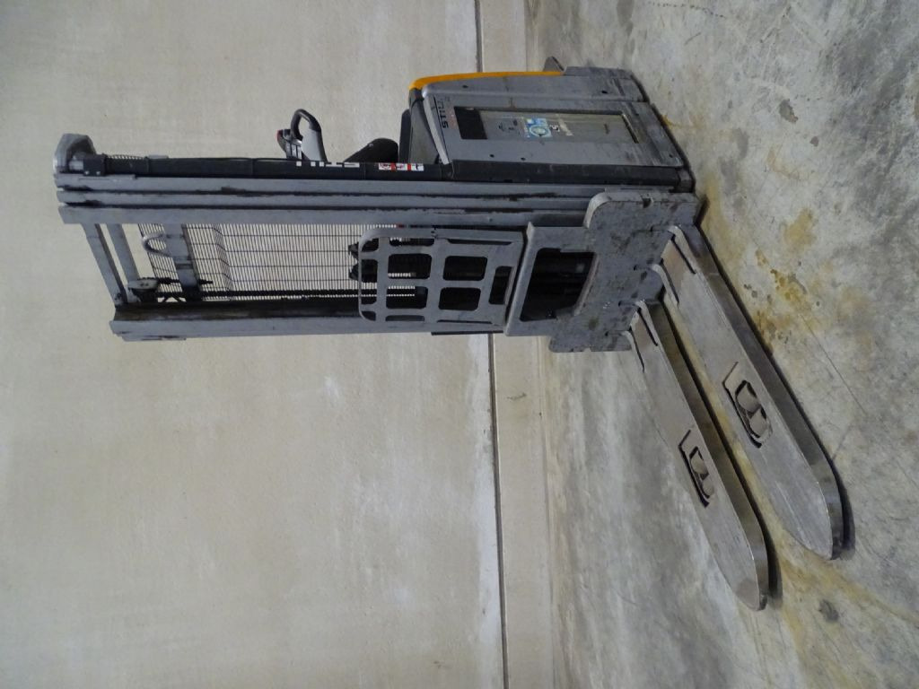 Still EXV-SF20 - Stacker: picture 1 Still EXV-SF20 - Stacker: picture 1