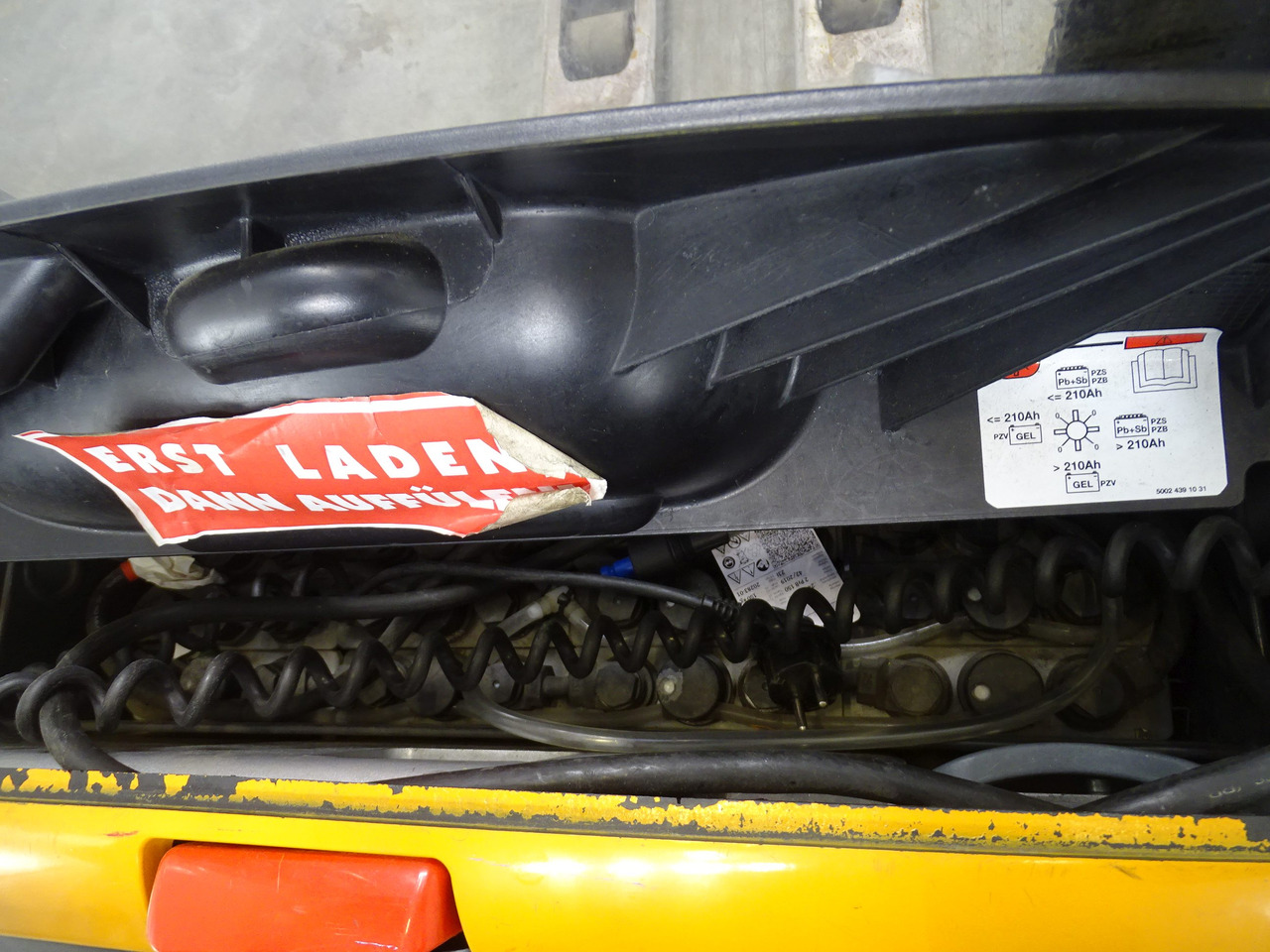 Still EXV12 - Stacker: picture 4 Still EXV12 - Stacker: picture 4