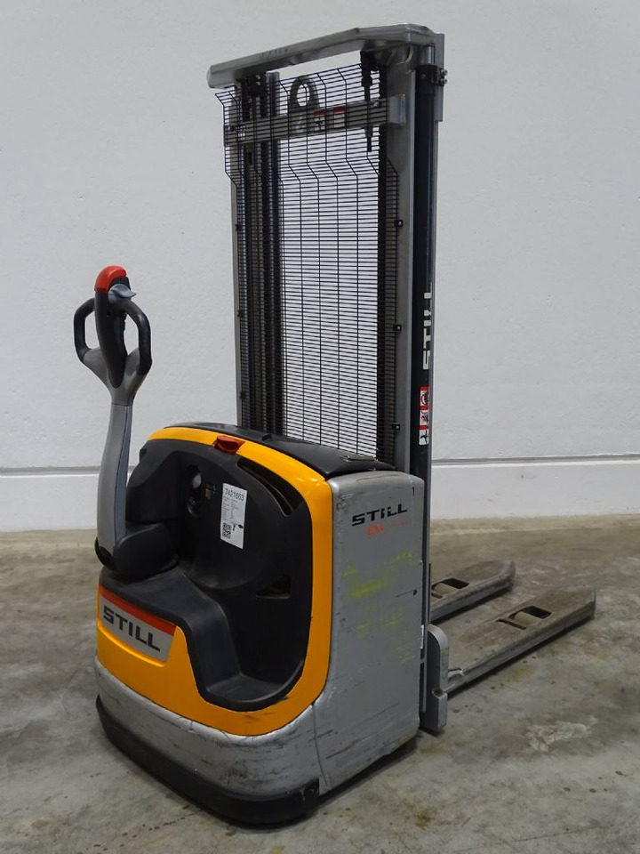 Still EXV14C - Stacker: picture 2 Still EXV14C - Stacker: picture 2