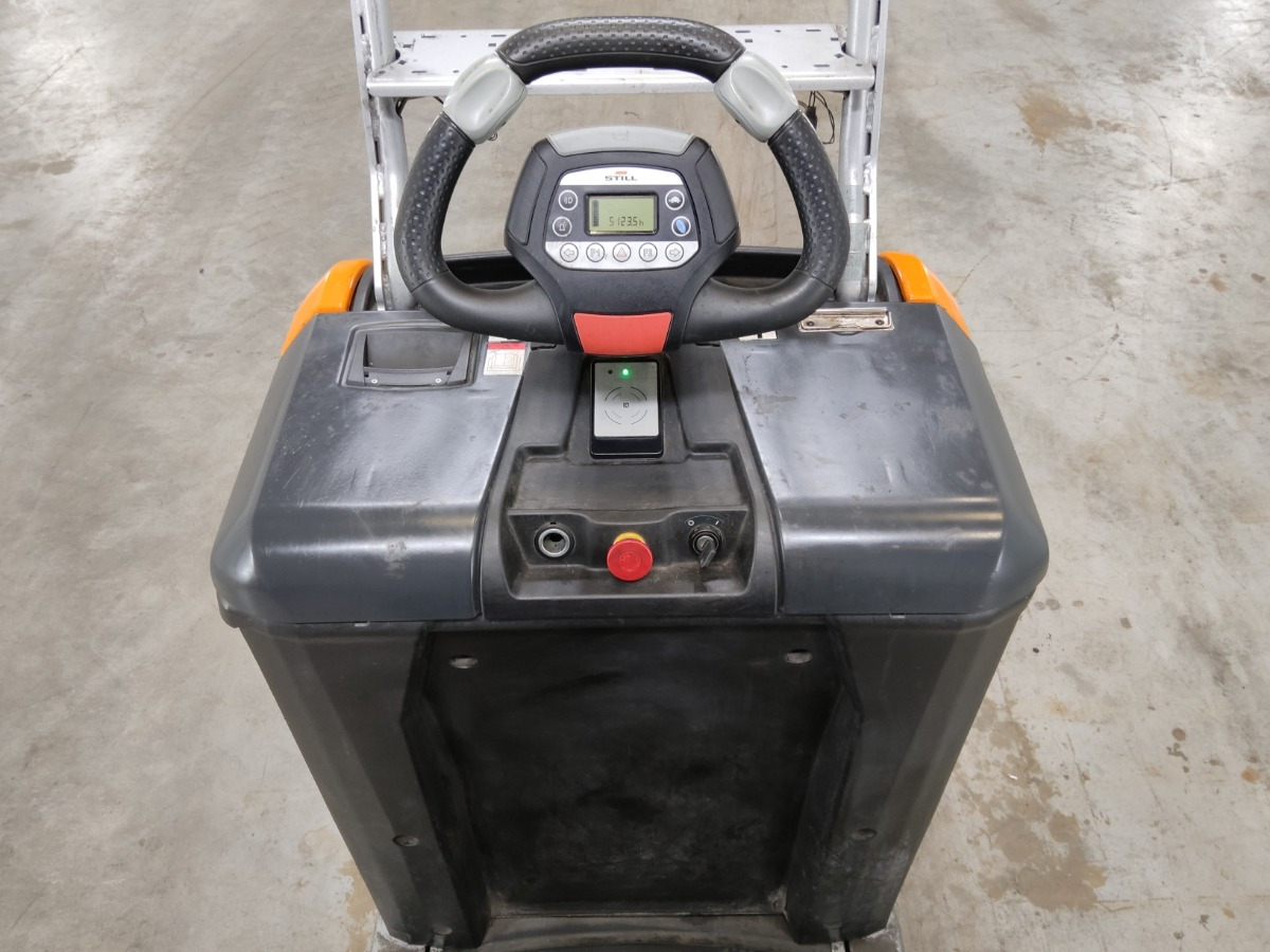 Still LTX50 - Tow tractor: picture 3 Still LTX50 - Tow tractor: picture 3