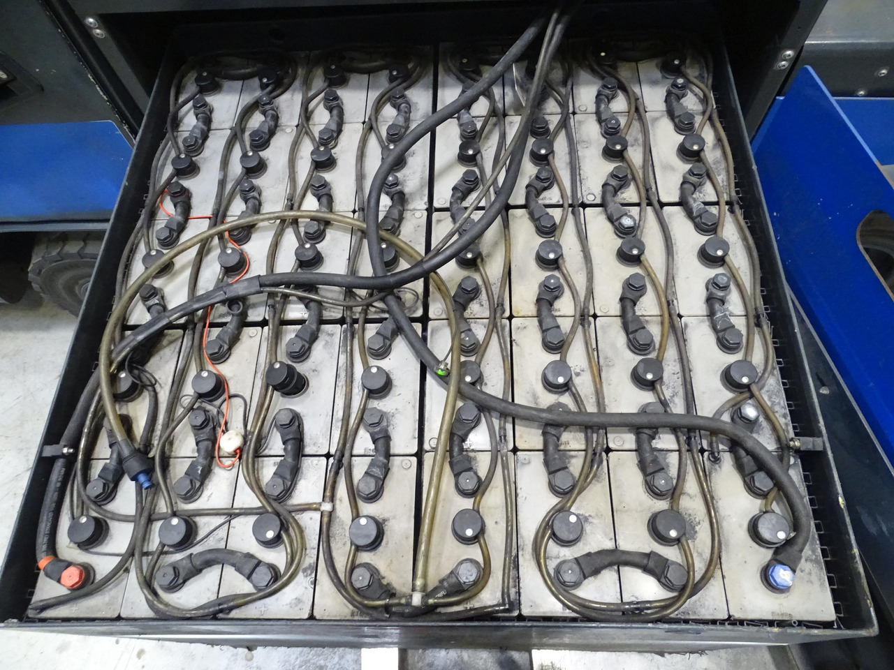 Still R07-25 - Tow tractor: picture 4 Still R07-25 - Tow tractor: picture 4