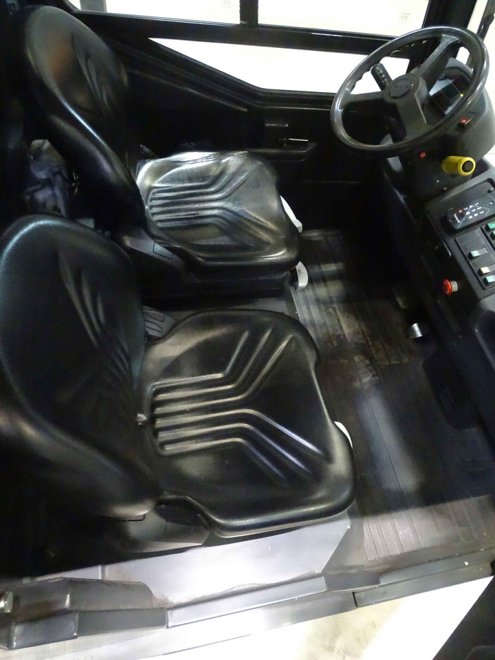 Still R07-25L - Tow tractor: picture 3 Still R07-25L - Tow tractor: picture 3