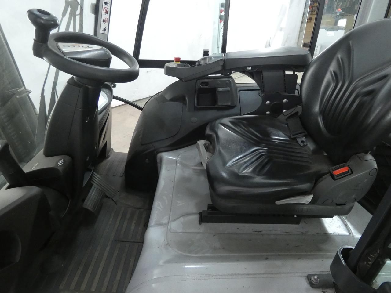 Still RX60-30 - Electric forklift: picture 3 Still RX60-30 - Electric forklift: picture 3