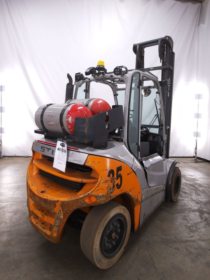 Still RX70-45T - Forklift: picture 2 Still RX70-45T - Forklift: picture 2