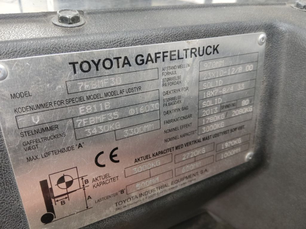 Toyota 7FBMF30 - Electric forklift: picture 5 Toyota 7FBMF30 - Electric forklift: picture 5
