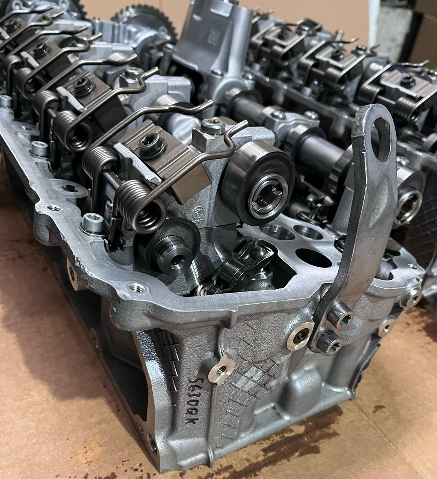 BMW BMW Cylinderheads M5 F90 M8 F91 F92 F93 - Cylinder block: picture 4 BMW BMW Cylinderheads M5 F90 M8 F91 F92 F93 - Cylinder block: picture 4