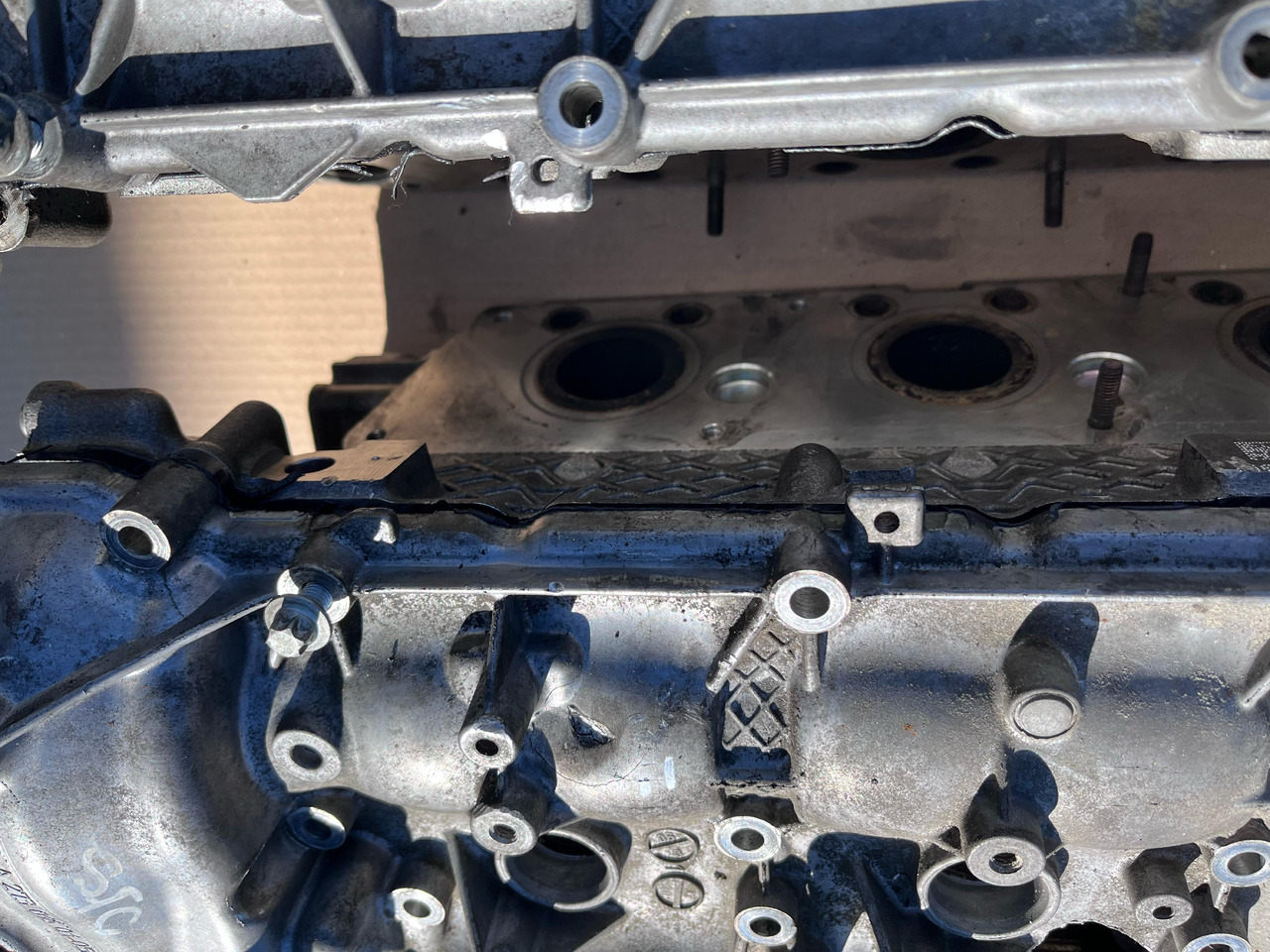 Mercedes Benz Cylinder Heads A2730160105 / A2730160005 - Cylinder block: picture 4 Mercedes Benz Cylinder Heads A2730160105 / A2730160005 - Cylinder block: picture 4