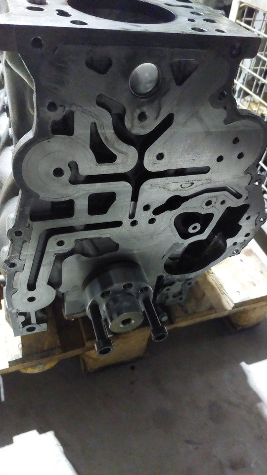 Mercedes Citaro M 936 G natural-gas engine CNG - Spare parts for Bus: picture 2 Mercedes Citaro M 936 G natural-gas engine CNG - Spare parts for Bus: picture 2