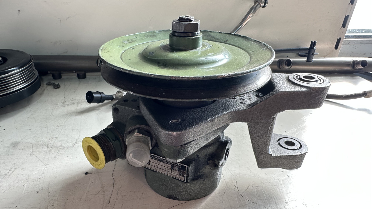 Mercedes Servo Hidraulik Pump 7673955546 - Hydraulic pump: picture 2 Mercedes Servo Hidraulik Pump 7673955546 - Hydraulic pump: picture 2