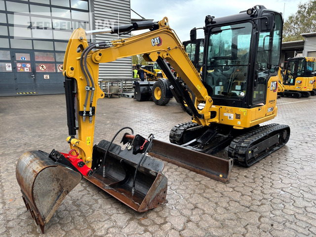 Cat 302.7CR-07 - Mini excavator: picture 1 Cat 302.7CR-07 - Mini excavator: picture 1