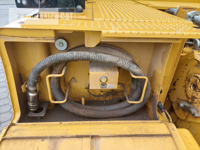 Crawler excavator Cat 330FLN: picture 37 Crawler excavator Cat 330FLN: picture 37