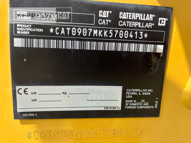 Wheel loader Cat 907M: picture 11