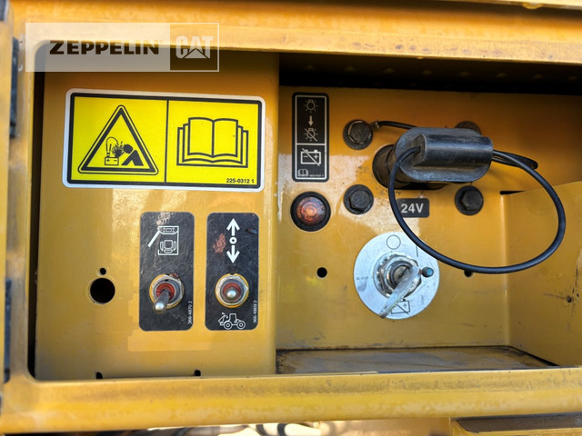 Wheel loader Cat 966MXE: picture 37 Wheel loader Cat 966MXE: picture 37