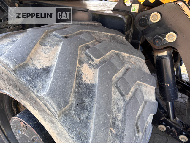 Wheel excavator Cat M320F: picture 8