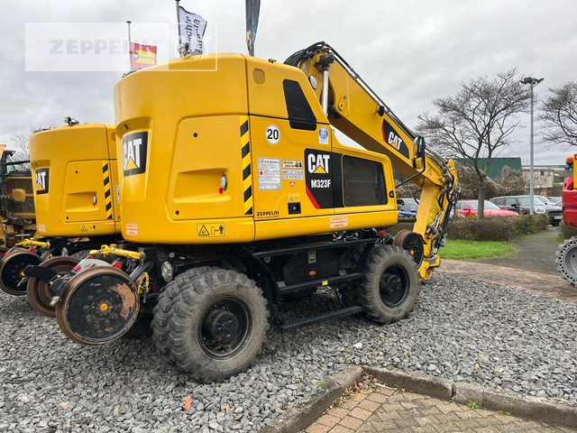 Cat M323F - Excavator: picture 3 Cat M323F - Excavator: picture 3