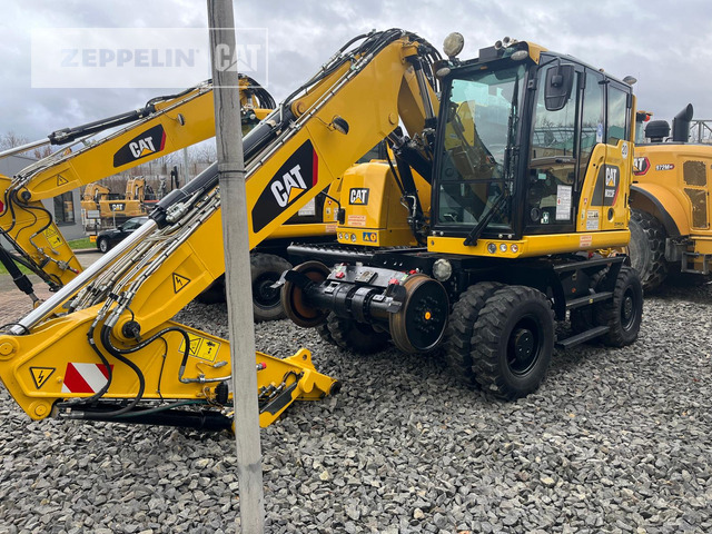 Cat M323F - Excavator: picture 2 Cat M323F - Excavator: picture 2