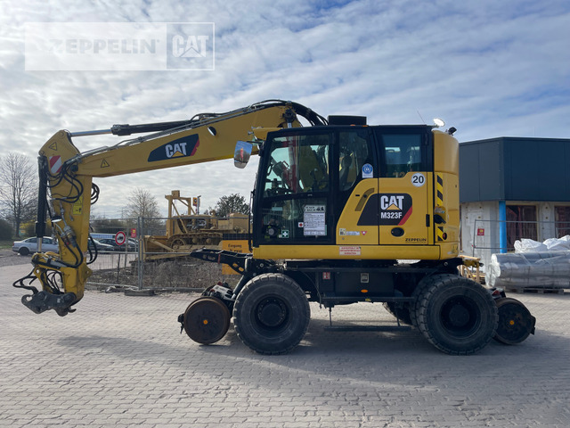 Cat M323F - Excavator: picture 2 Cat M323F - Excavator: picture 2
