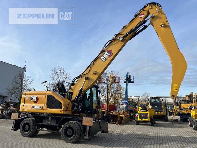 Cat MH3024-07A - Waste/ Industry handler: picture 1 Cat MH3024-07A - Waste/ Industry handler: picture 1