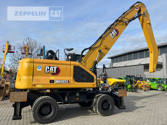 Cat MH3024-07A - Waste/ Industry handler: picture 5 Cat MH3024-07A - Waste/ Industry handler: picture 5