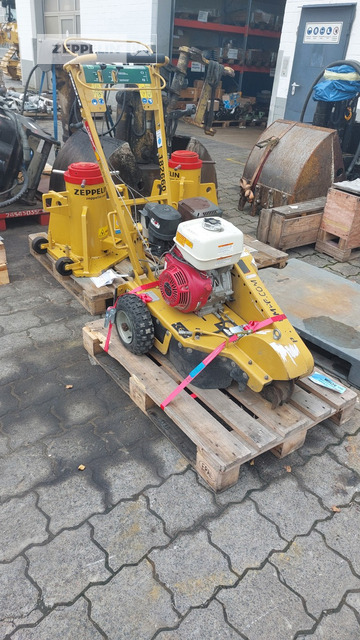 Sonstiges Baumstumpffräse RG13 - Stump grinder: picture 1 Sonstiges Baumstumpffräse RG13 - Stump grinder: picture 1