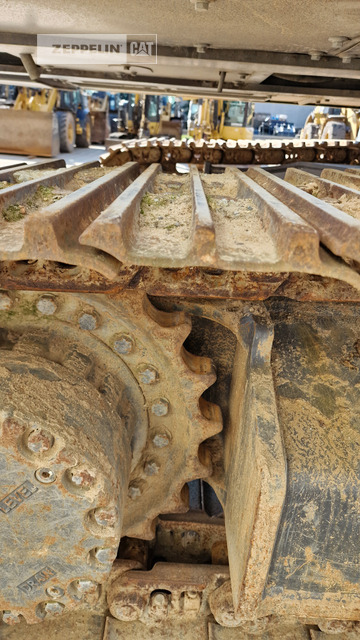 Crawler excavator Volvo EC200E: picture 10