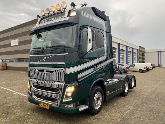 Volvo FH 16 6x2 sleepas trekker ,DL ,750 pk, XL cabine , schuifschotel . - Tractor unit: picture 1 Volvo FH 16 6x2 sleepas trekker ,DL ,750 pk, XL cabine , schuifschotel . - Tractor unit: picture 1