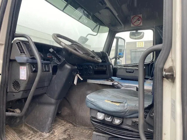 Volvo FM 400 globetrotter trekker - Tractor unit: picture 5 Volvo FM 400 globetrotter trekker - Tractor unit: picture 5