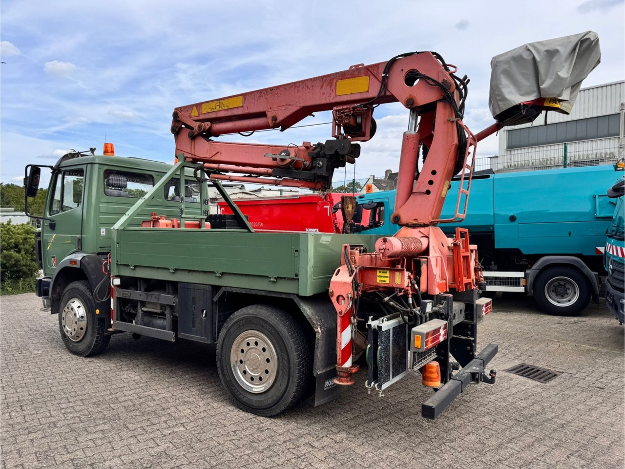 Mercedes-Benz 1417 AK Allrad Palfinger Montagekran 17,7m 64TKM - Crane truck: picture 4 Mercedes-Benz 1417 AK Allrad Palfinger Montagekran 17,7m 64TKM - Crane truck: picture 4