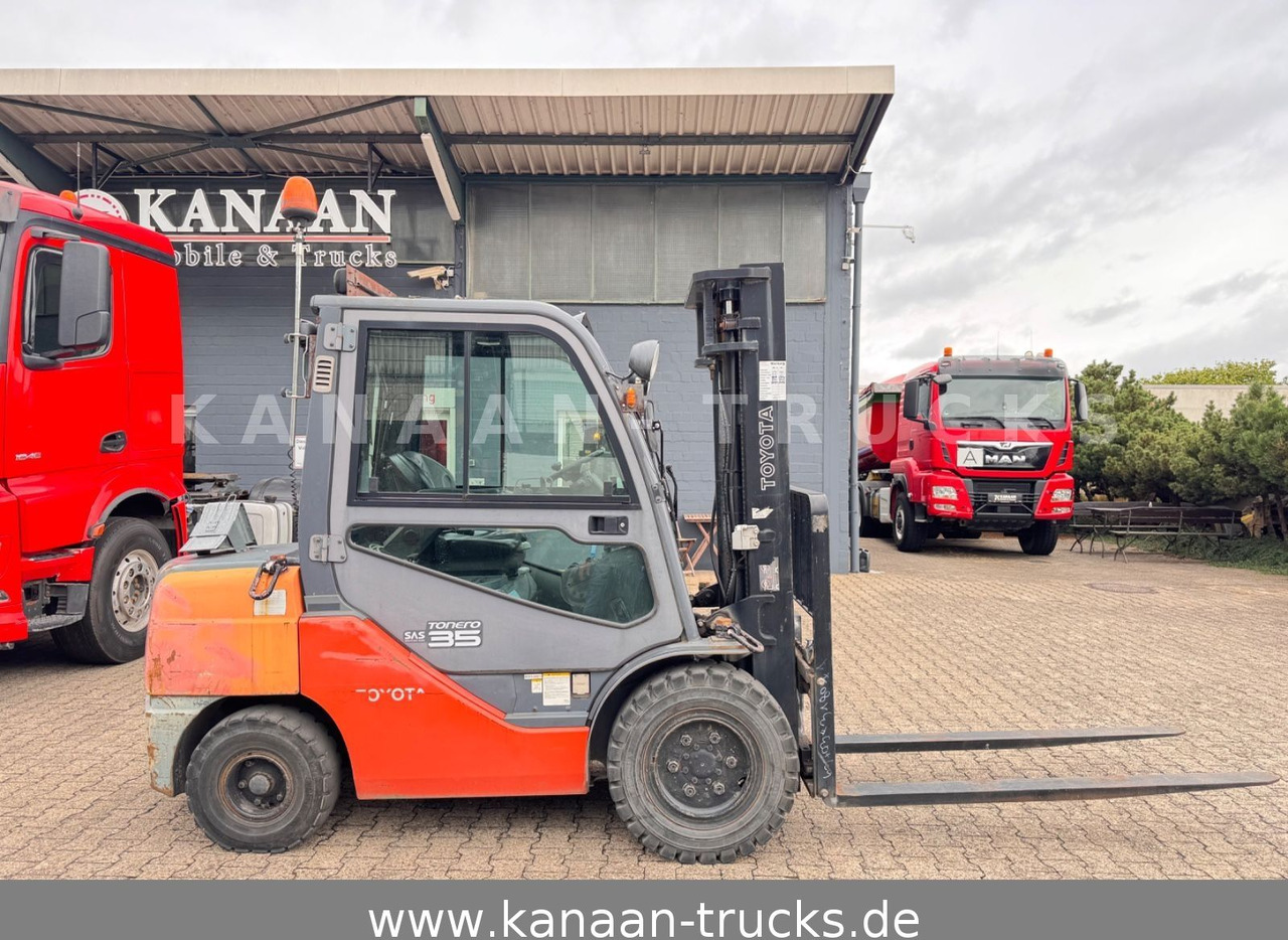 Toyota Tonero 35 Diesel Stapler 3.274h Sideshift - Diesel forklift: picture 1 Toyota Tonero 35 Diesel Stapler 3.274h Sideshift - Diesel forklift: picture 1