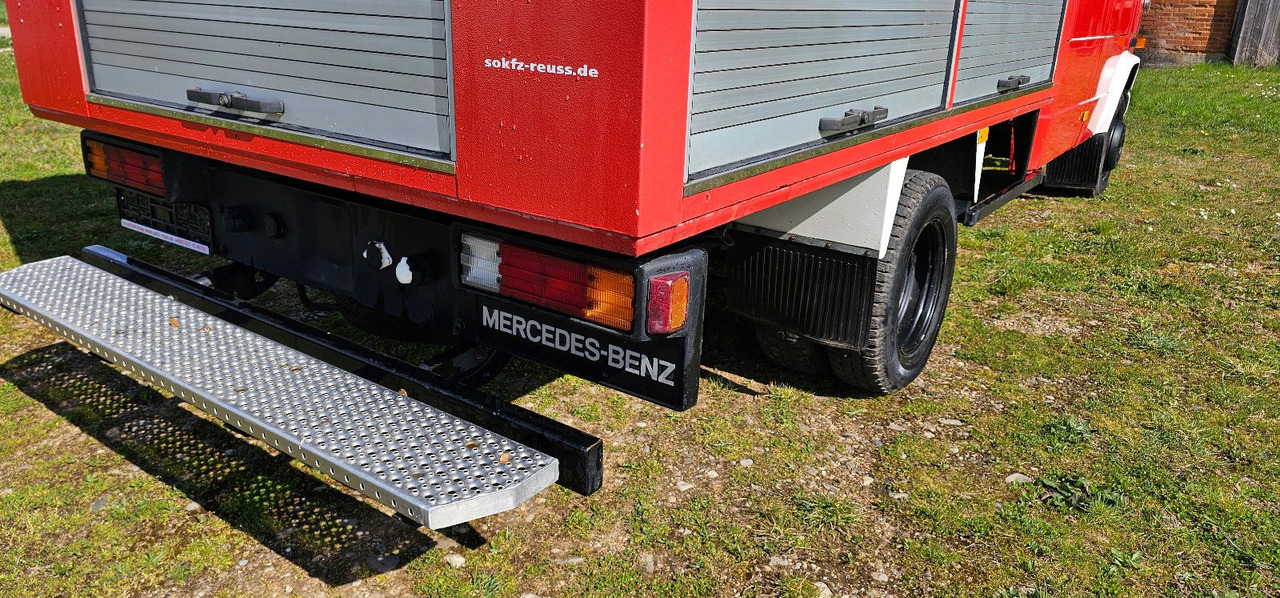 Leasing of  Mercedes-Benz Feuerwehr 609 105km/h  Oldtimer Campervan Mercedes-Benz Feuerwehr 609 105km/h  Oldtimer Campervan: picture 8