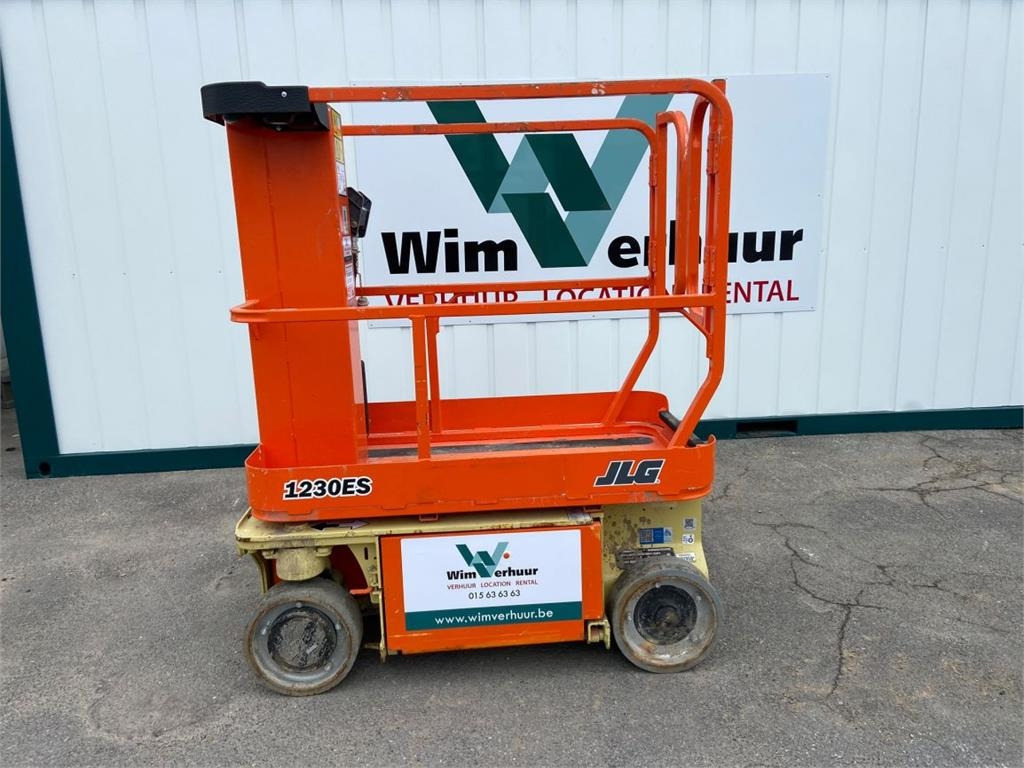 JLG 1230 ES (10150) - Scissor lift: picture 1 JLG 1230 ES (10150) - Scissor lift: picture 1