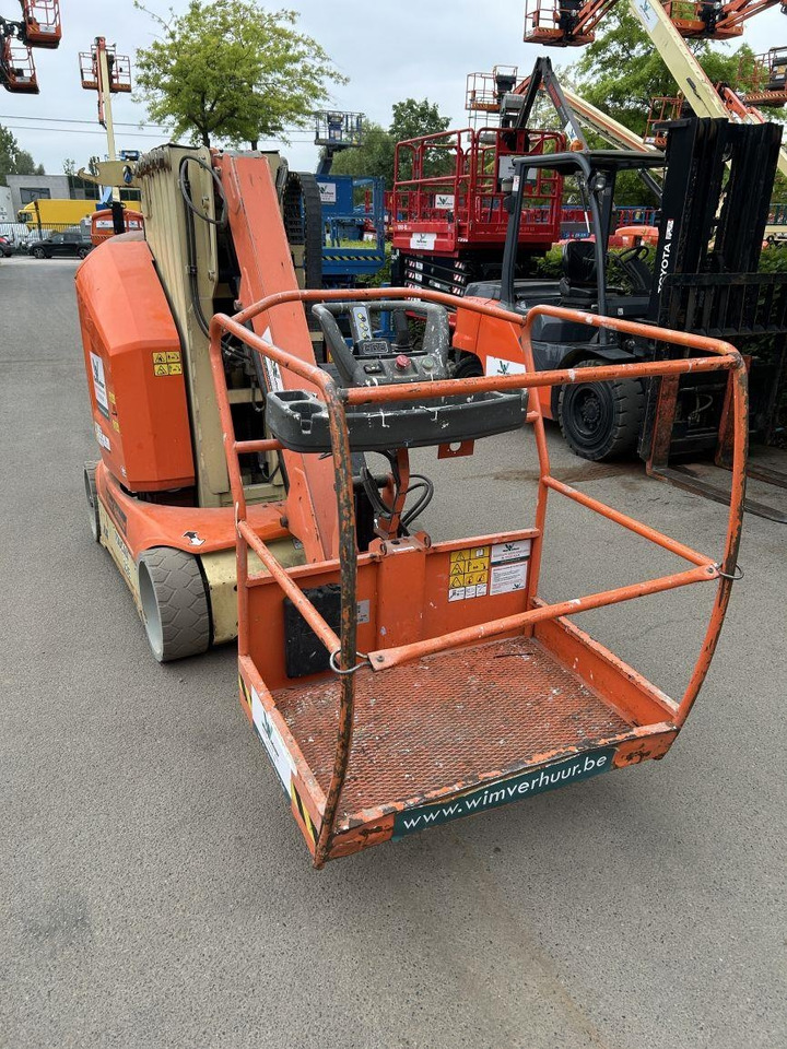 JLG Toucan 12E (1933) - Vertical mast lift: picture 5 JLG Toucan 12E (1933) - Vertical mast lift: picture 5