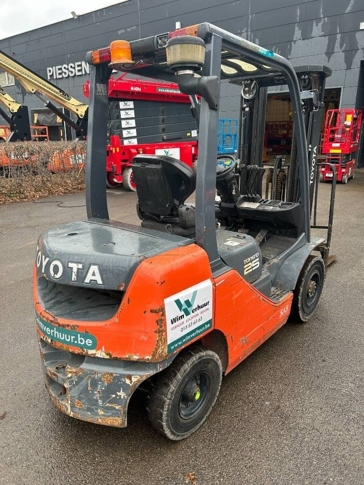 Toyota 02-8 FDF 25 - Diesel forklift: picture 4 Toyota 02-8 FDF 25 - Diesel forklift: picture 4