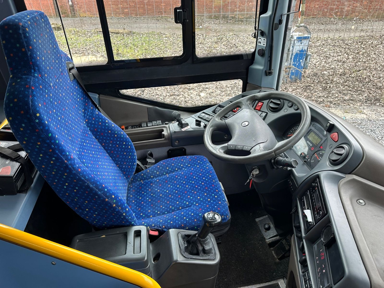 Iveco Irisbus Crossway LE SFR 162 *AC*100 km/h*Schalt Iveco Irisbus Crossway LE SFR 162 *AC*100 km/h*Schalt - City bus: picture 4 Iveco Irisbus Crossway LE SFR 162 *AC*100 km/h*Schalt Iveco Irisbus Crossway LE SFR 162 *AC*100 km/h*Schalt - City bus: picture 4