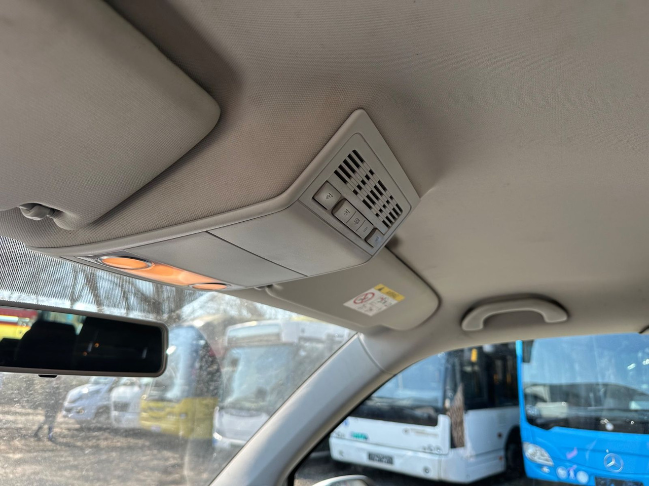 New Passenger van Volkswagen T6 Caravelle (Klima Vorne + Hinten): picture 13